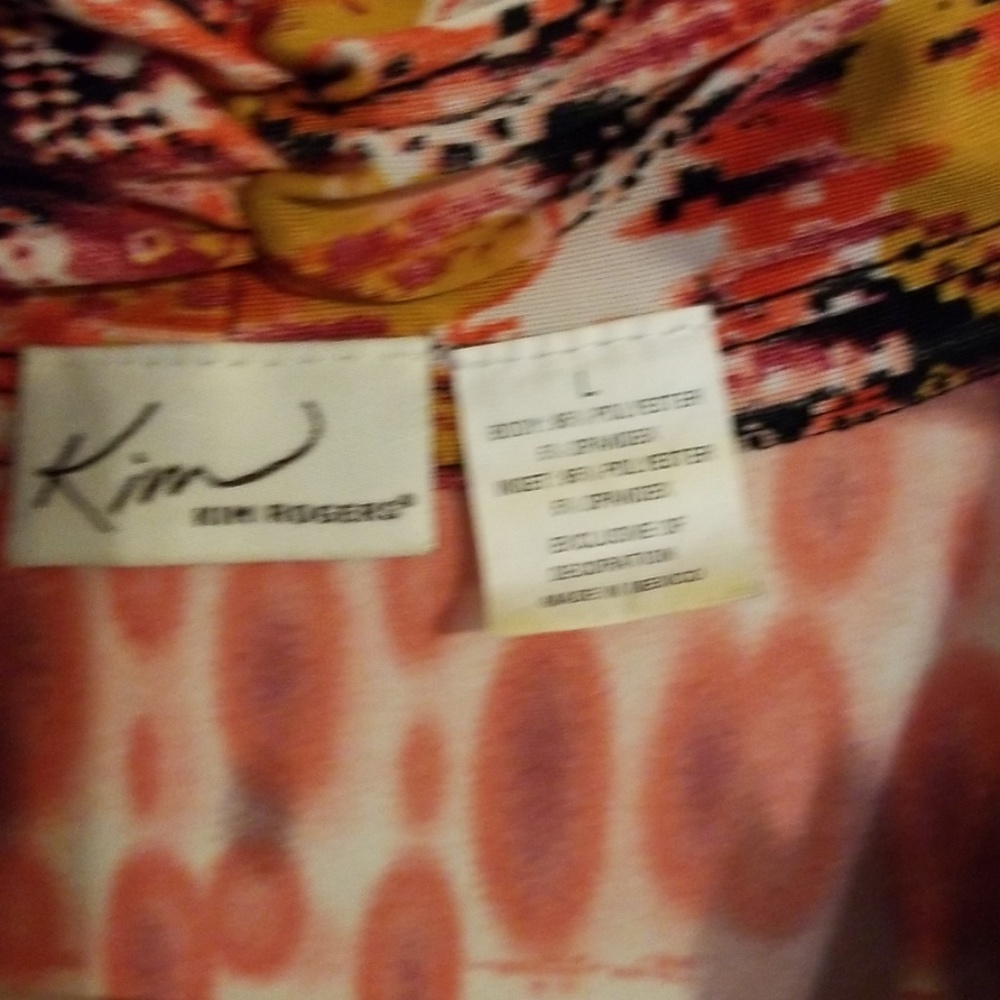 Top/blouse. - Picture 3 of 3